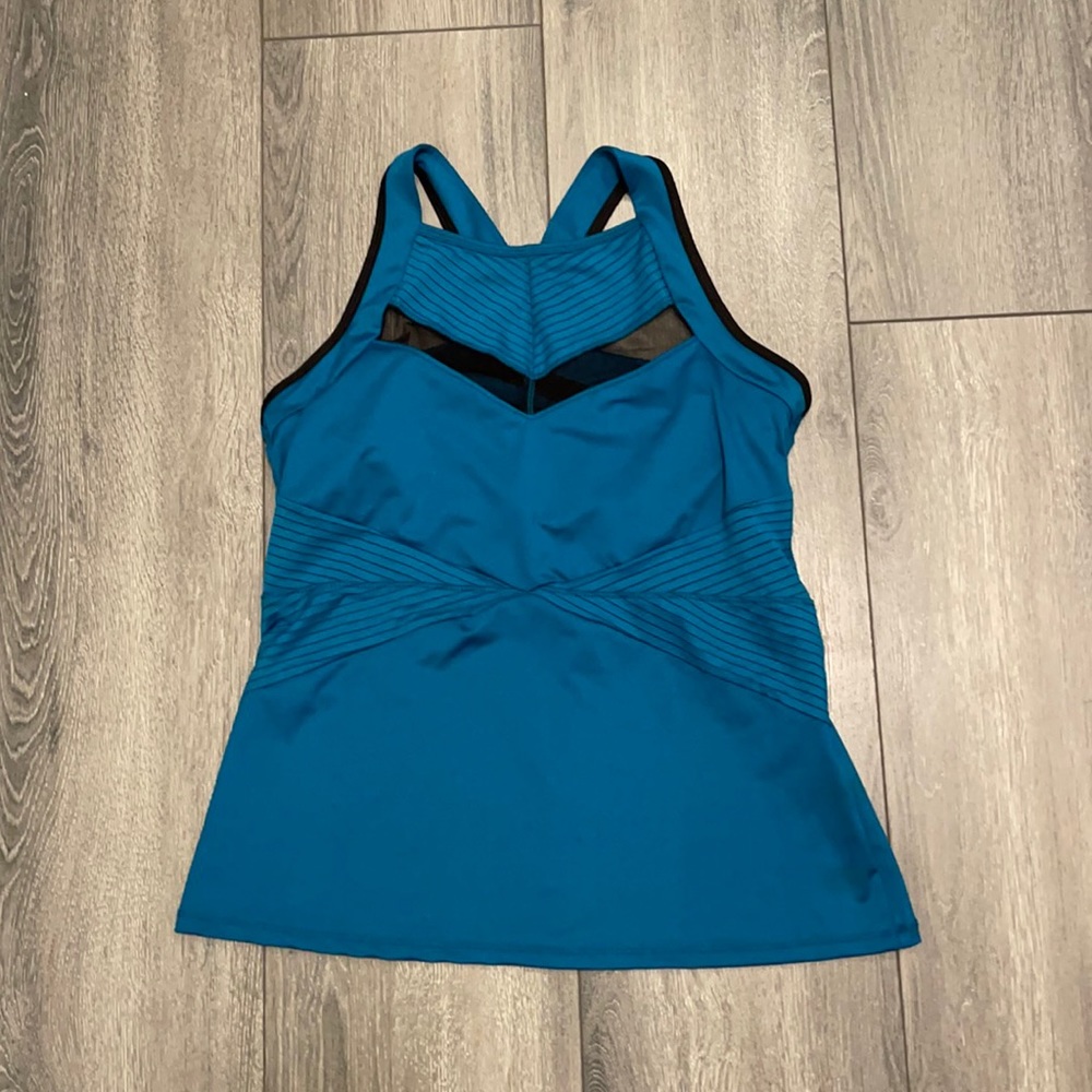 NWOT Lucky in Love Golf / Tennis Shirt